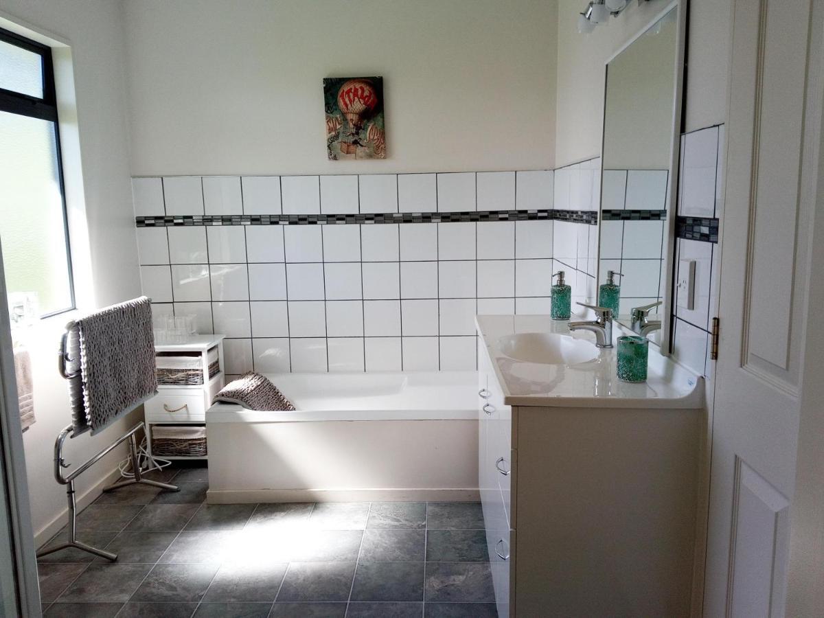 Super Sunny Holiday Home Ричмонд Екстер'єр фото